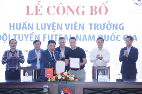 L'équipe vietnamienne de futsal a un nouvel entraîneur