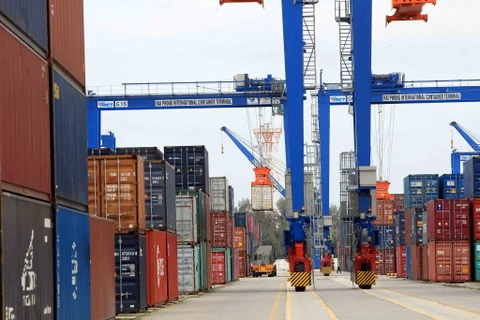 Le Vietnam et les Émirats arabes unis visent un commerce bilatéral de 10 milliards de dollars 