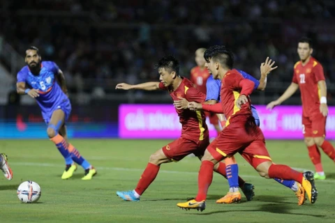 Le Vietnam bat l'Inde 3-0 et remporte le Tournoi amical de football Hung Thinh 2022