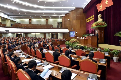Ouverture du 10e Plénum du Comité central du Parti communiste du Vietnam