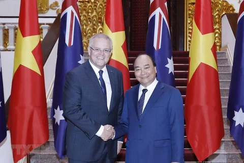 Le PM australien termine sa visite officielle au Vietnam