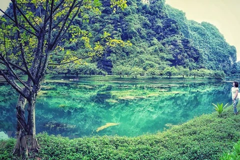 Ninh Binh: le tourisme dans les cavernes au cœur du patrimoine mondial