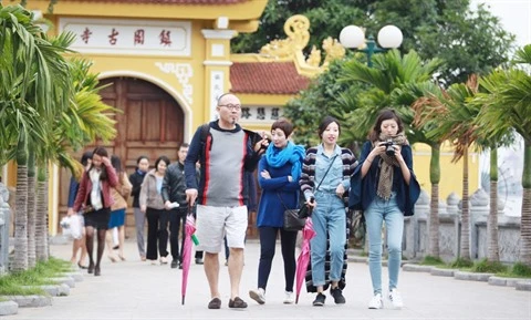 Croissance de 70% du nombre de touristes chinois se rendant au Vietnam 
