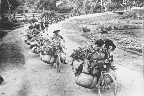 Un magazine américain loue "la force du vélo" pendant la guerre au Vietnam