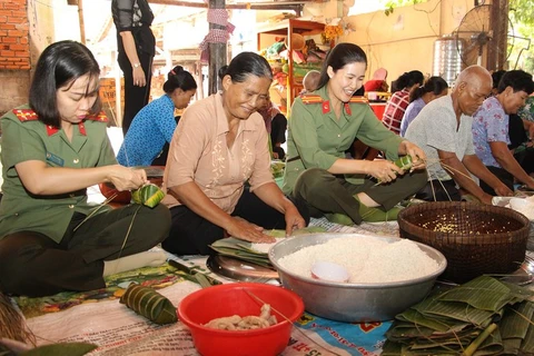  Sen Dolta: voeux des autorités d’An Giang aux Khmers