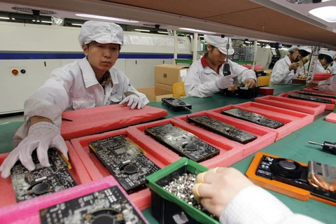 Le partenaire d'assemblage iPhone d'Apple envisage d'ouvrir une usine au Vietnam