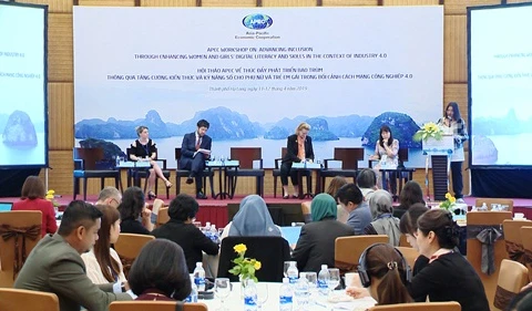 Séminaire de l’APEC sur l'amélioration des connaissances et compétences des femmes et filles 