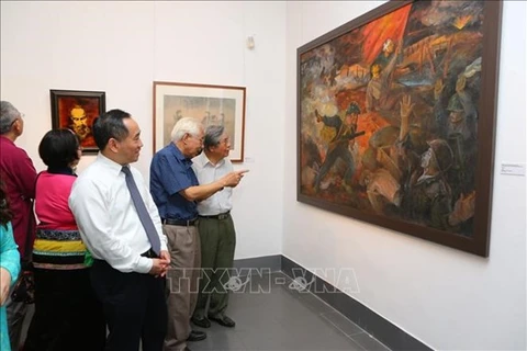 Exposition sur la campagne de Dien Bien Phu au Musée national des beaux-arts