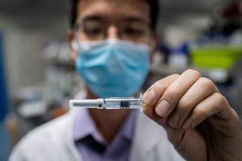 La Thaïlande entre dans la course mondiale pour le vaccin contre le COVID-19