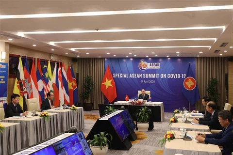 ASEAN 2020: le Vietnam montre son rôle de président du bloc dans la lutte contre le COVID-19