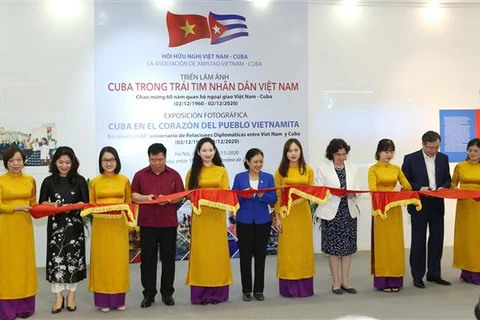 L’exposition « Cuba dans le cœur du peuple vietnamien » s’ouvre à Hanoï