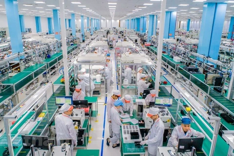 Explorer l'usine de smartphones 5G «Made in Vietnam» 