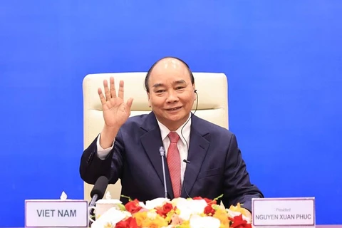 Le président Nguyen Xuan Phuc participe à une réunion informelle de l’APEC