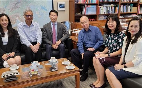 ​Intensification de la coopération entre des universités vietnamiennes et hongkongaises