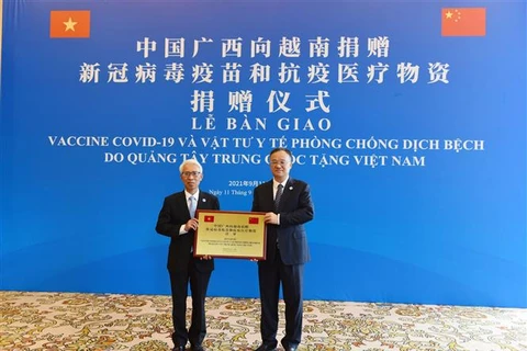 Le Guangxi (Chine) offre des fournitures médicales à des localités vietnamiennes frontalières