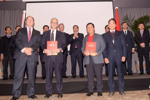 Vietjet signe un accord de réassurance avec des compagnies internationales
