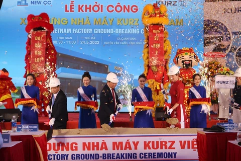 Le groupe allemand KURZ construit une usine dans la province de Binh Dinh