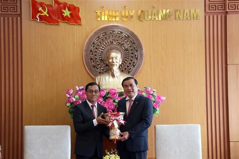 Vietnam-Laos : Resserrer les relations entre les provinces de Quang Nam et Sékong