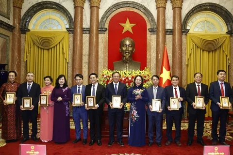 Journée des médecins vietnamiens: Vo Thi Anh Xuân rencontre des représentants du secteur médical