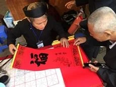 Les calligraphes donnent rendez-vous au Temple de la Littérature