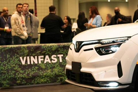 Le VF 8 de VinFast se démarque au Salon l’automobile de New York 2022