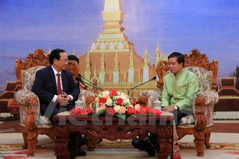Hanoï et Vientiane renforcent les relations de coopération