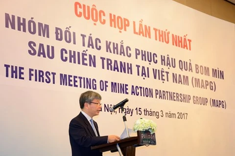 Le Vietnam et ses partenaires oeuvrent pour le règlement des séquelles des débris de guerre