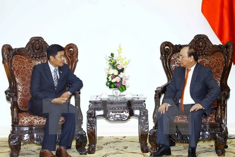 Le PM Nguyên Xuân Phuc reçoit l’ambassadeur du Myanmar 