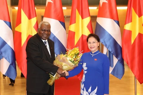Le président de l’Assemblée nationale cubaine termine sa visite au Vietnam