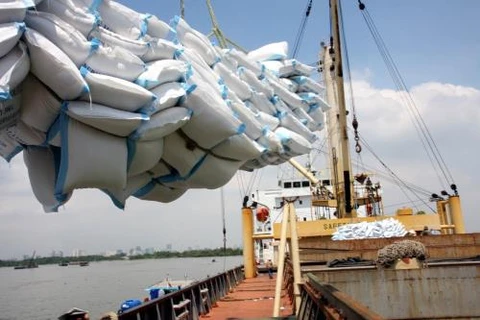 Le Vietnam a exporté 2,8 millions de tonnes de riz en 6 mois 