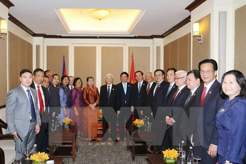 Le secrétaire général du PCV rencontre la diaspora vietnamienne au Cambodge
