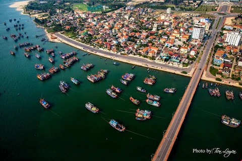 Voyage à Dông Hoi, ville au bord de la rivière Nhât Lê