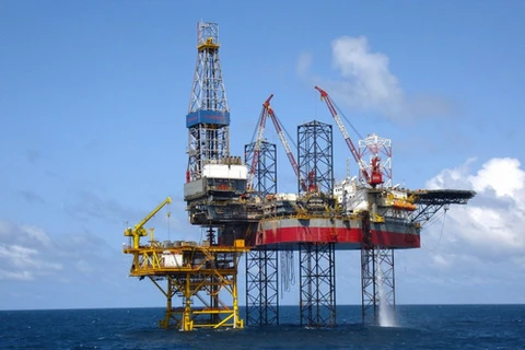 PV Drilling du Vietnam fournit KrisEnergy de l’élévateur de forage pétrolier 