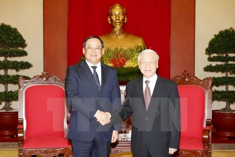 Le secrétaire général Nguyen Phu Trong reçoit le vice-Premier ministre laotien Sonexay Siphandone