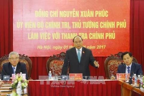 Le PM Nguyên Xuân Phuc travaille avec l’Inspection gouvernementale