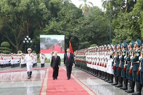 La presse chinoise souligne la visite d’Etat au Vietnam du président Xi Jinping
