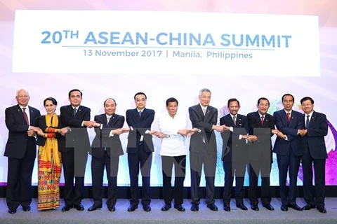  Le Vietnam apprécie les engagements des partenaires envers l'ASEAN 
