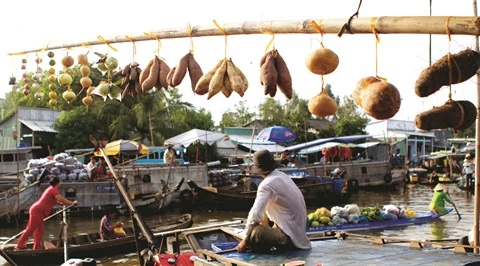Le marché flottant de Nga Nam à Soc Trang