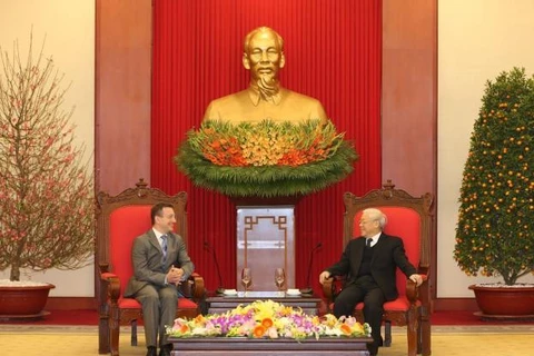 Le secrétaire général du Parti Nguyen Phu Trong reçoit l’ambassadeur de France 
