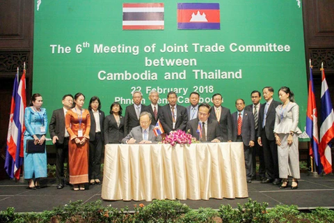 Le Cambodge et la Thaïlande visent 15 mds de dollars d’échanges en 2020