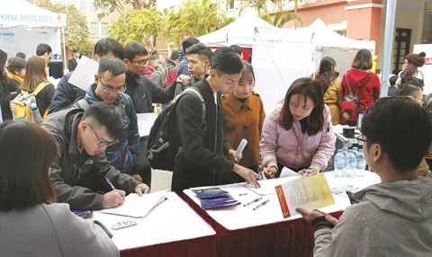 Le Vietnam s’efforce de ramener le taux de chômage en dessous de 4%