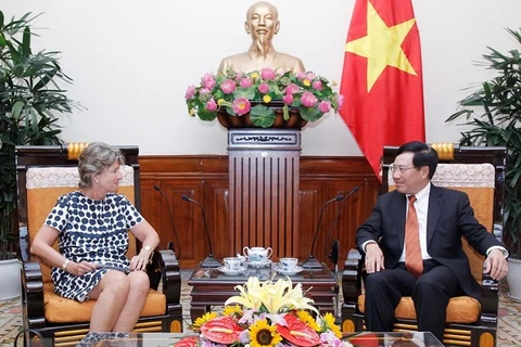 Le vice-PM Pham Binh Minh salue le partenariat stratégique entre le Vietnam et l'Espagne