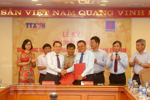 L’Agence vietnamienne d’Information et PetroVietnam signent un accord de coopération