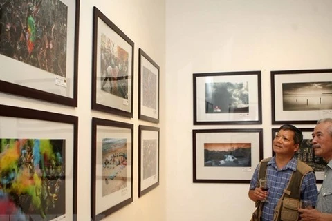 Ouverture de l'exposition de la société photographique d’Amérique à Hanoi