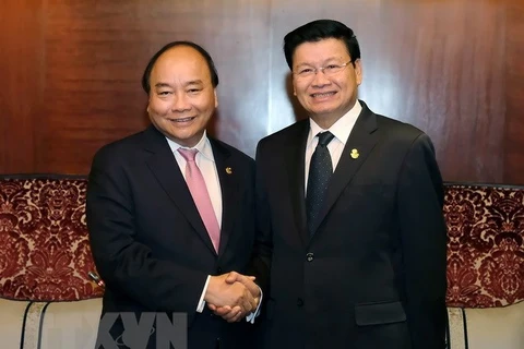 Le Vietnam privilégie le renforcement des relations avec le Laos