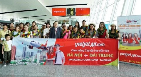 Vietjet Air effectue son premier vol sur la ligne Hanoï - Taichung