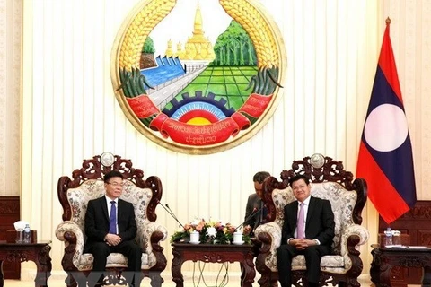 Des dirigeants laotiens saluent les relations juridiques Vietnam-Laos