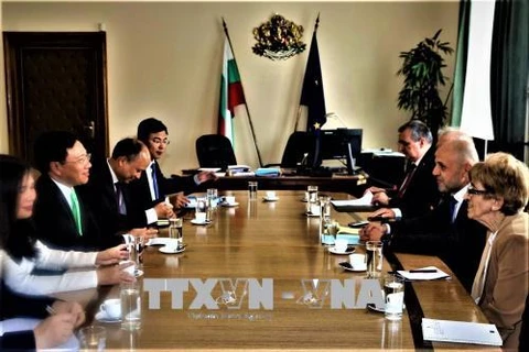 Le vice-PM et ministre des AE Pham Binh Minh en visite officielle en Bulgarie