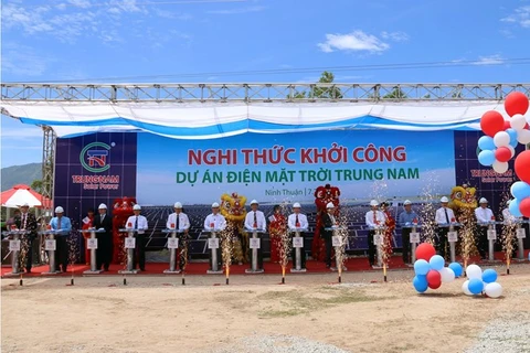 Mise en chantier d'une centrale solaire de 216 millions de dollars à Ninh Thuan