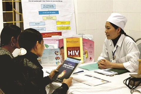 Thanh Hoa cherche à éliminer la transmission du VIH mère-enfant